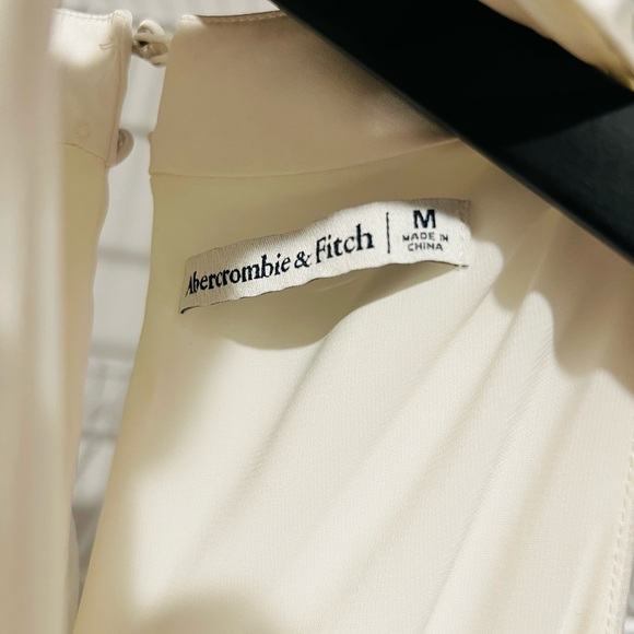 Abercrombie & Fitch White Satin Jumpsuit - Picture 3 of 5
